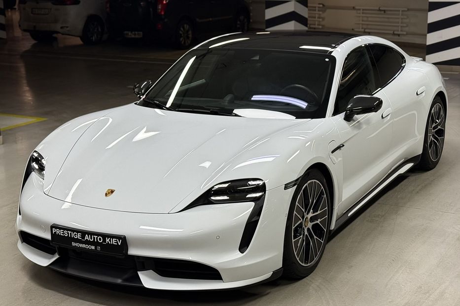 Продам Porsche Taycan Turbo 2021 года в Киеве