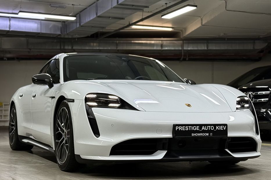 Продам Porsche Taycan Turbo 2021 года в Киеве