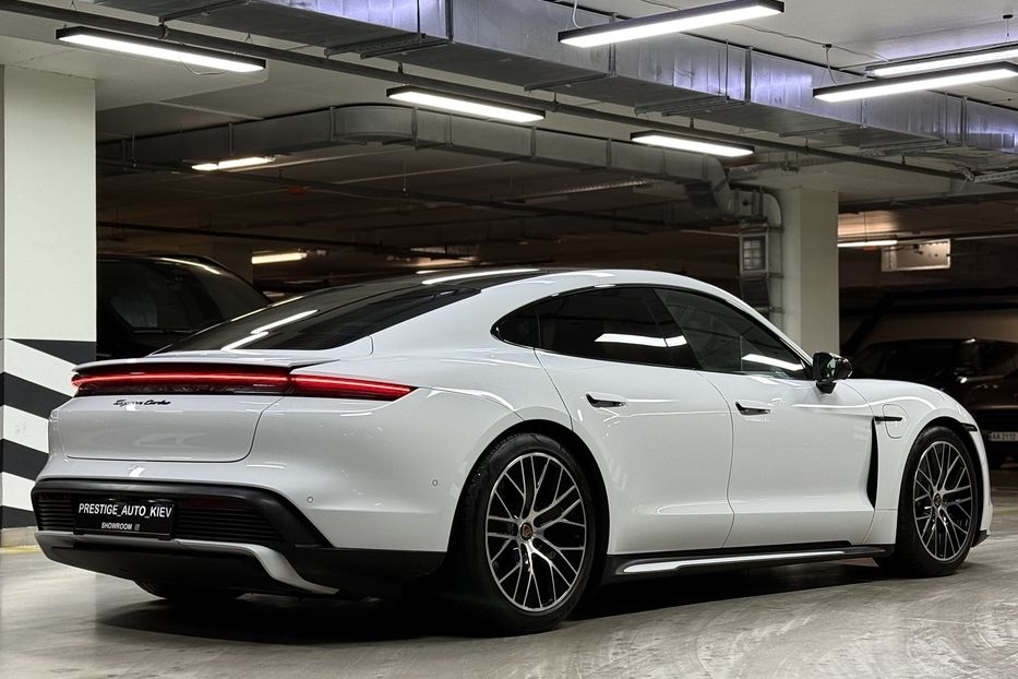 Продам Porsche Taycan Turbo 2021 года в Киеве