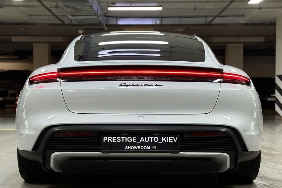 Продам Porsche Taycan Turbo 2021 года в Киеве