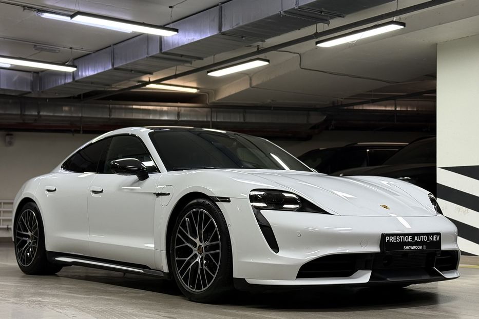 Продам Porsche Taycan Turbo 2021 года в Киеве