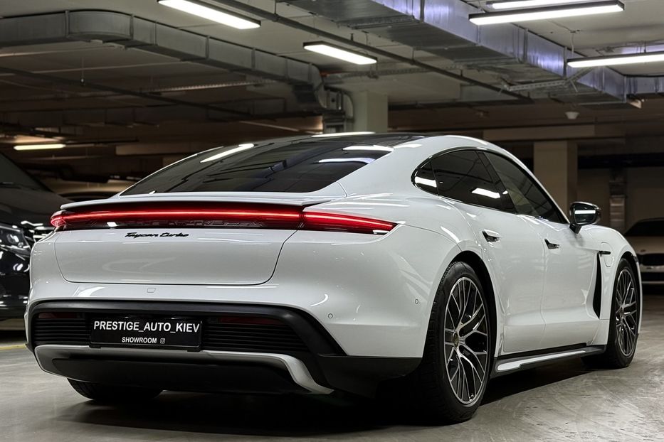 Продам Porsche Taycan Turbo 2021 года в Киеве