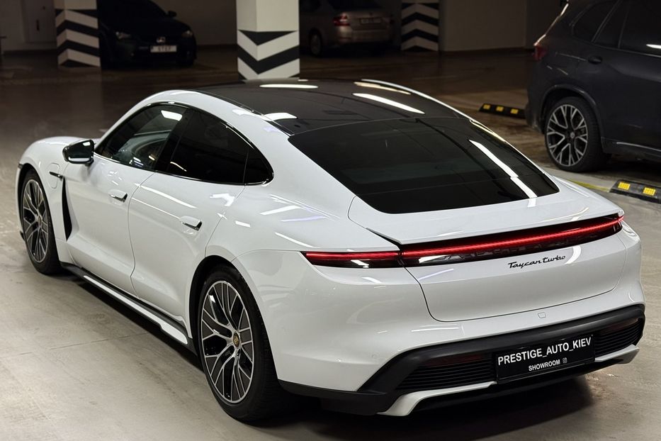 Продам Porsche Taycan Turbo 2021 года в Киеве