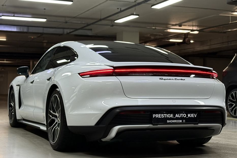 Продам Porsche Taycan Turbo 2021 года в Киеве