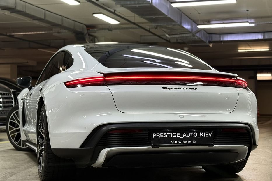 Продам Porsche Taycan Turbo 2021 года в Киеве