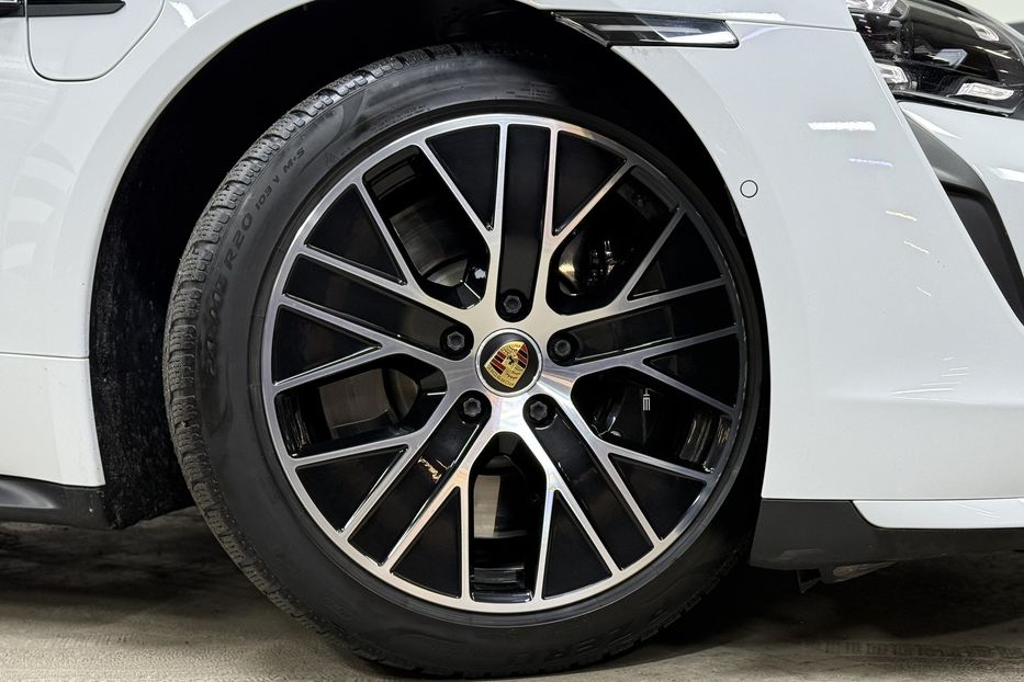 Продам Porsche Taycan Turbo 2021 года в Киеве