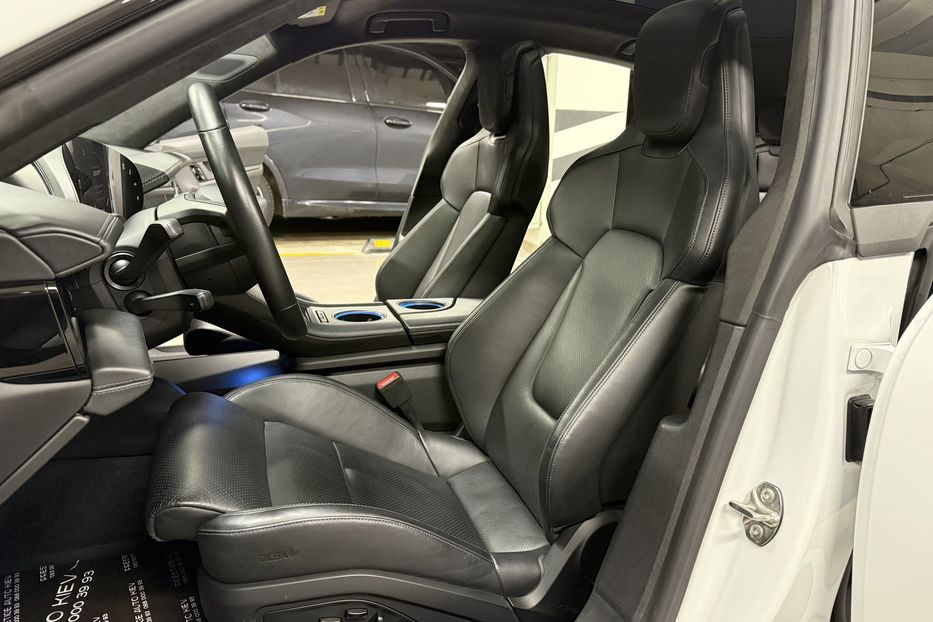 Продам Porsche Taycan Turbo 2021 года в Киеве