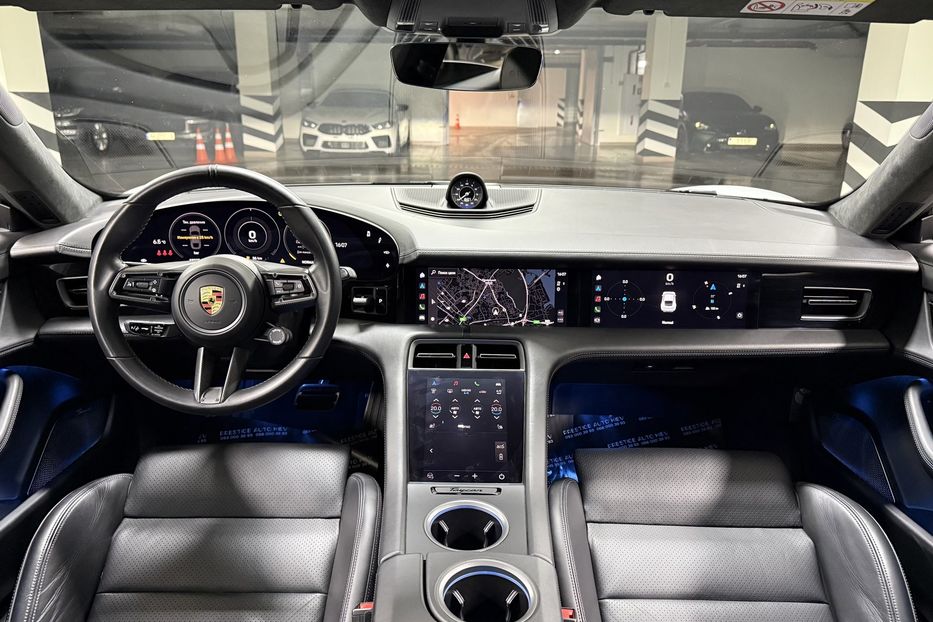 Продам Porsche Taycan Turbo 2021 года в Киеве