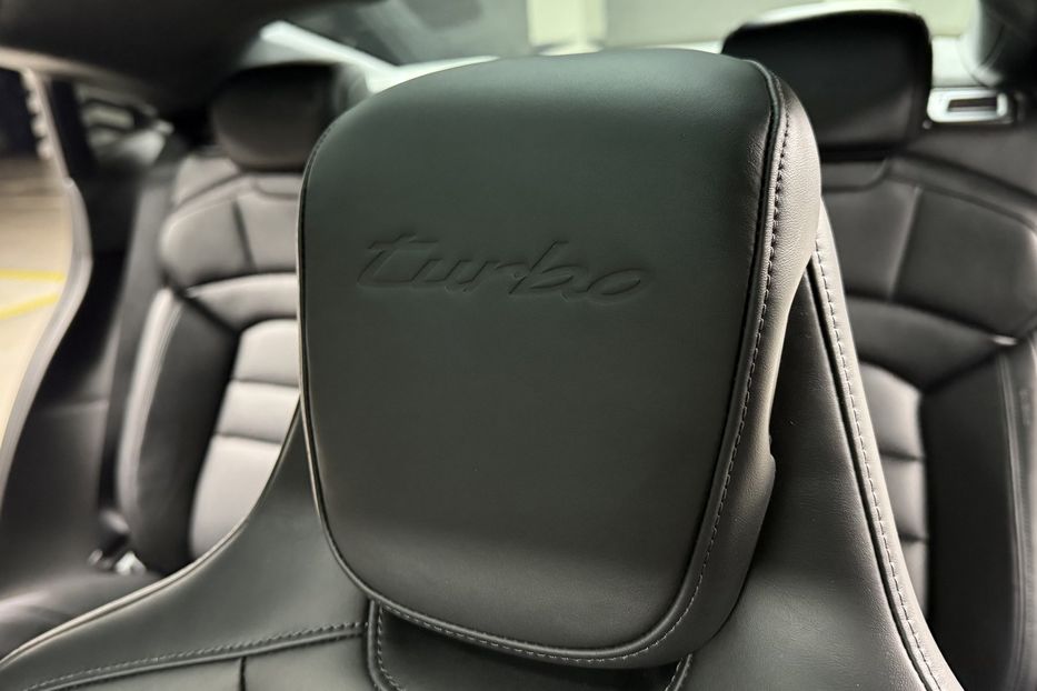 Продам Porsche Taycan Turbo 2021 года в Киеве