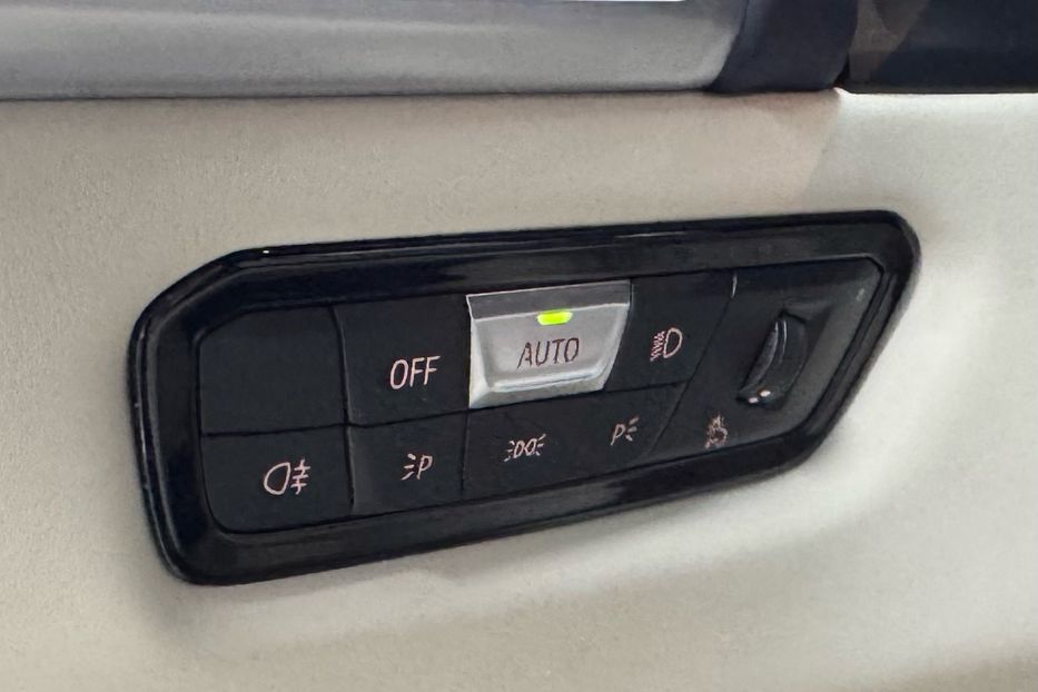 Продам BMW 850 850i xDrive 2024 года в Киеве