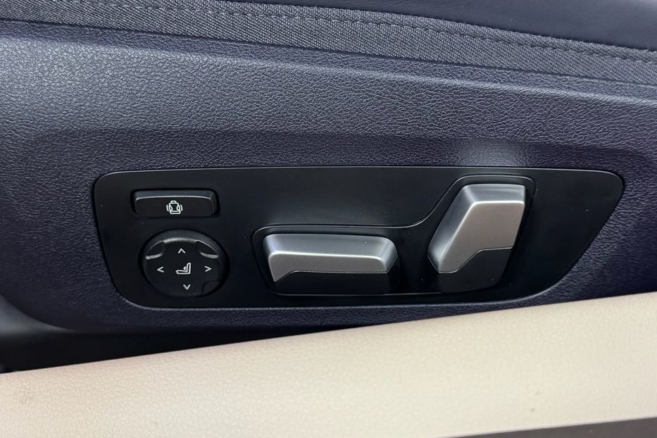 Продам BMW 850 850i xDrive 2024 года в Киеве