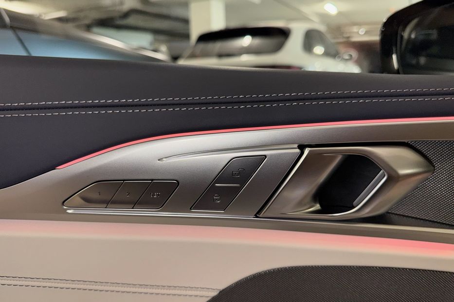 Продам BMW 850 850i xDrive 2024 года в Киеве