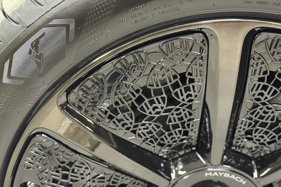 Продам Mercedes-Benz Maybach EQS SUV 680 Night Series 2024 года в Киеве