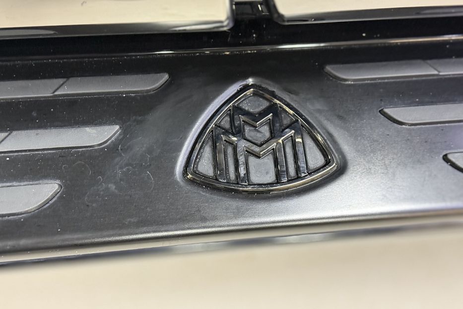 Продам Mercedes-Benz Maybach EQS SUV 680 Night Series 2024 года в Киеве