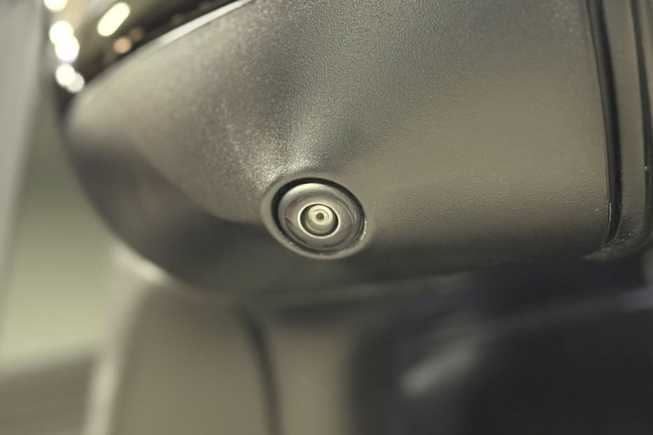 Продам Mercedes-Benz Maybach EQS SUV 680 Night Series 2024 года в Киеве