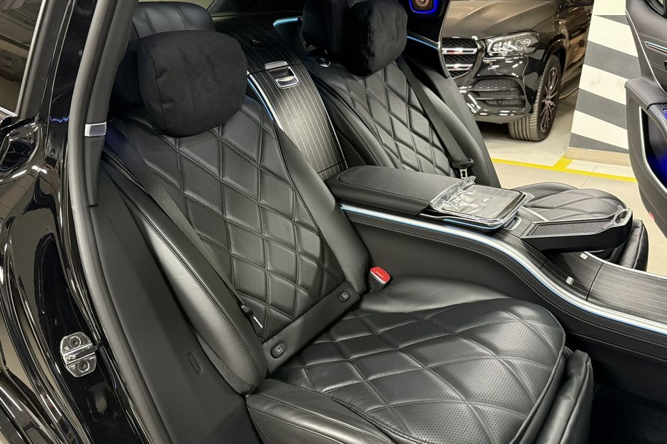 Продам Mercedes-Benz Maybach EQS SUV 680 Night Series 2024 года в Киеве