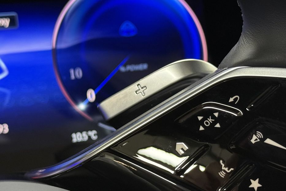 Продам Mercedes-Benz Maybach EQS SUV 680 Night Series 2024 года в Киеве