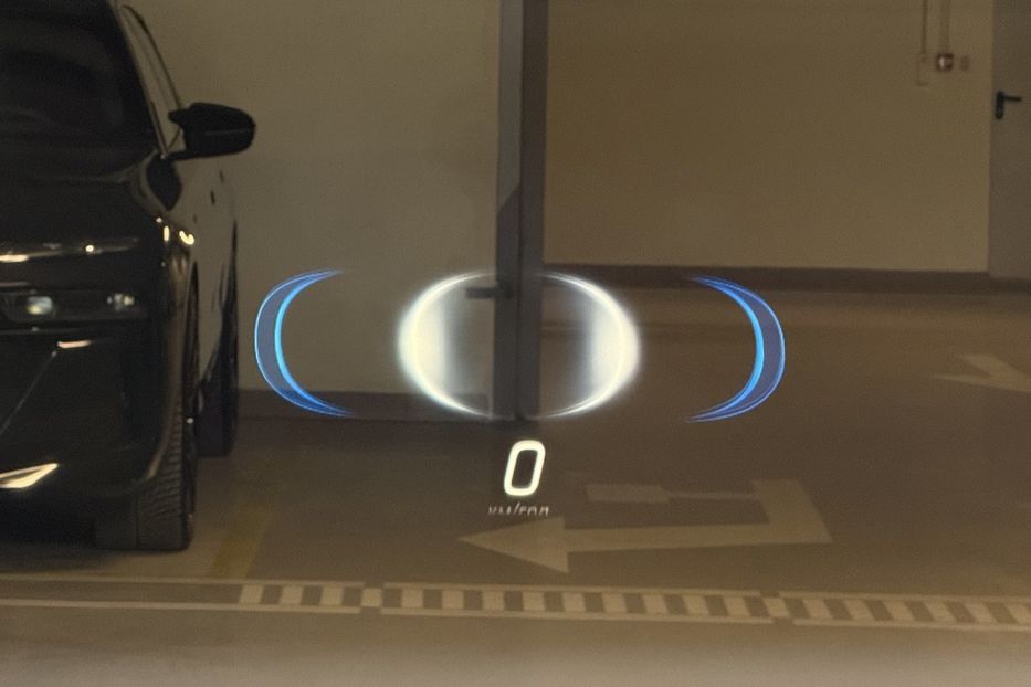 Продам Mercedes-Benz Maybach EQS SUV 680 Night Series 2024 года в Киеве