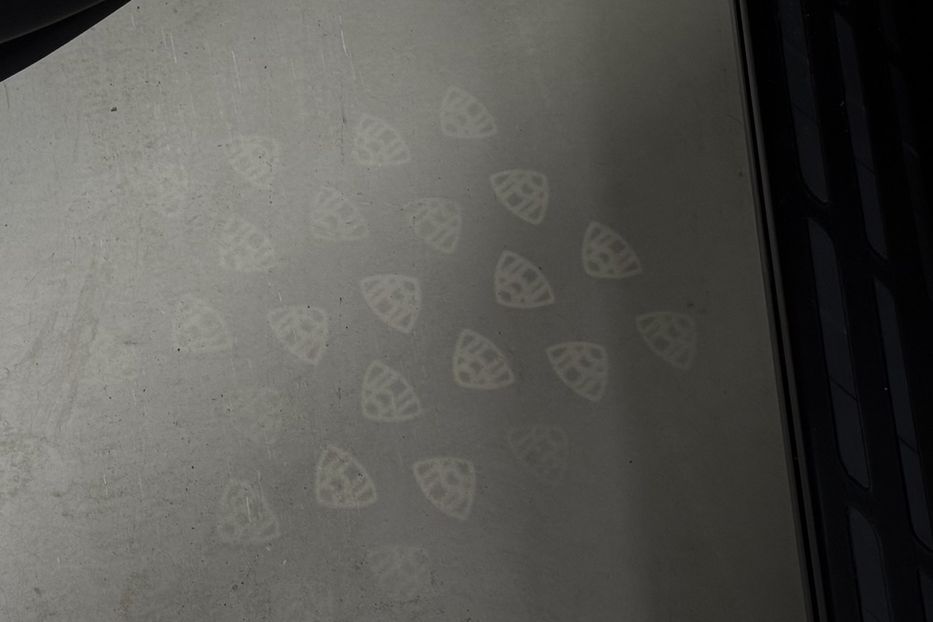 Продам Mercedes-Benz Maybach EQS SUV 680 Night Series 2024 года в Киеве