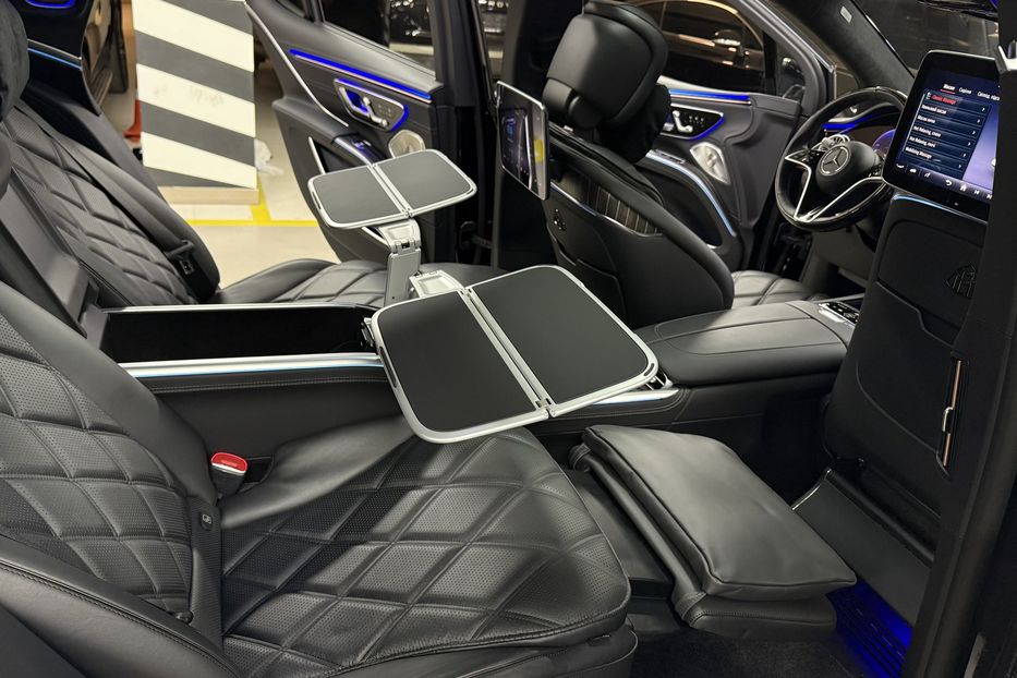 Продам Mercedes-Benz Maybach EQS SUV 680 Night Series 2024 года в Киеве