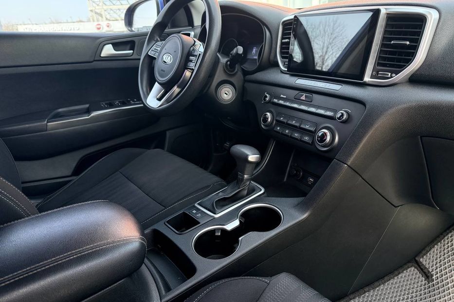 Продам Kia Sportage 2018 года в Днепре