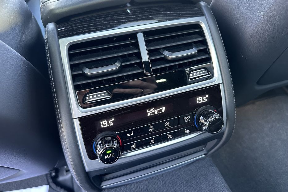 Продам BMW 750 Xdrive M-paket 2019 года в Киеве