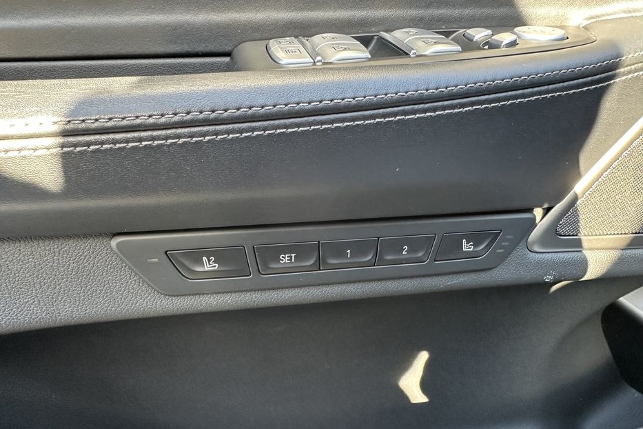 Продам BMW 750 Xdrive M-paket 2019 года в Киеве