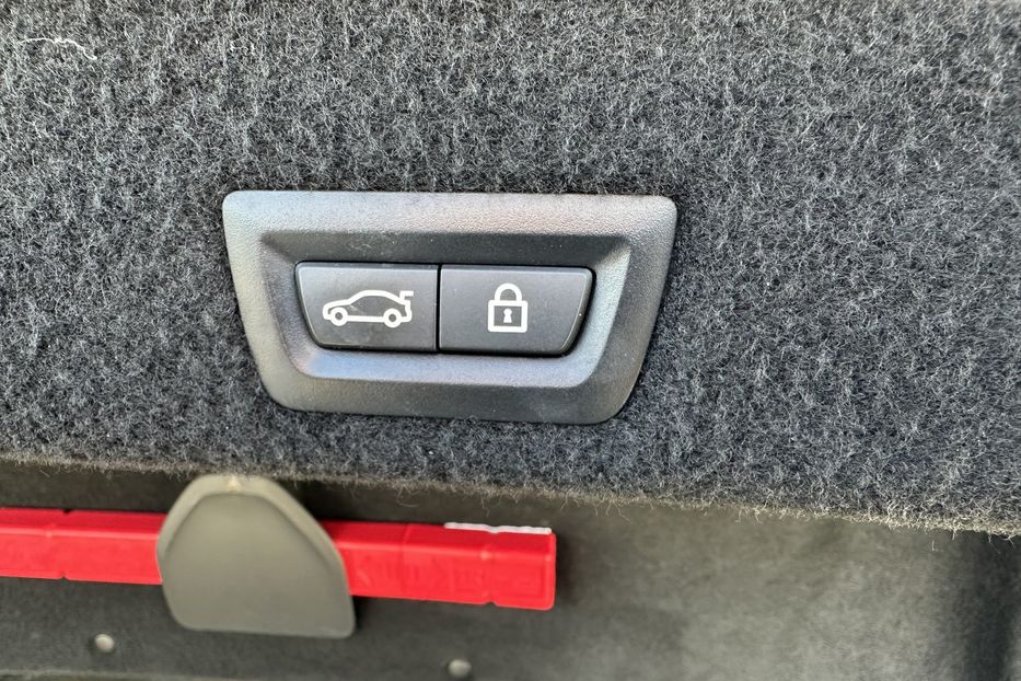 Продам BMW 750 Xdrive M-paket 2019 года в Киеве