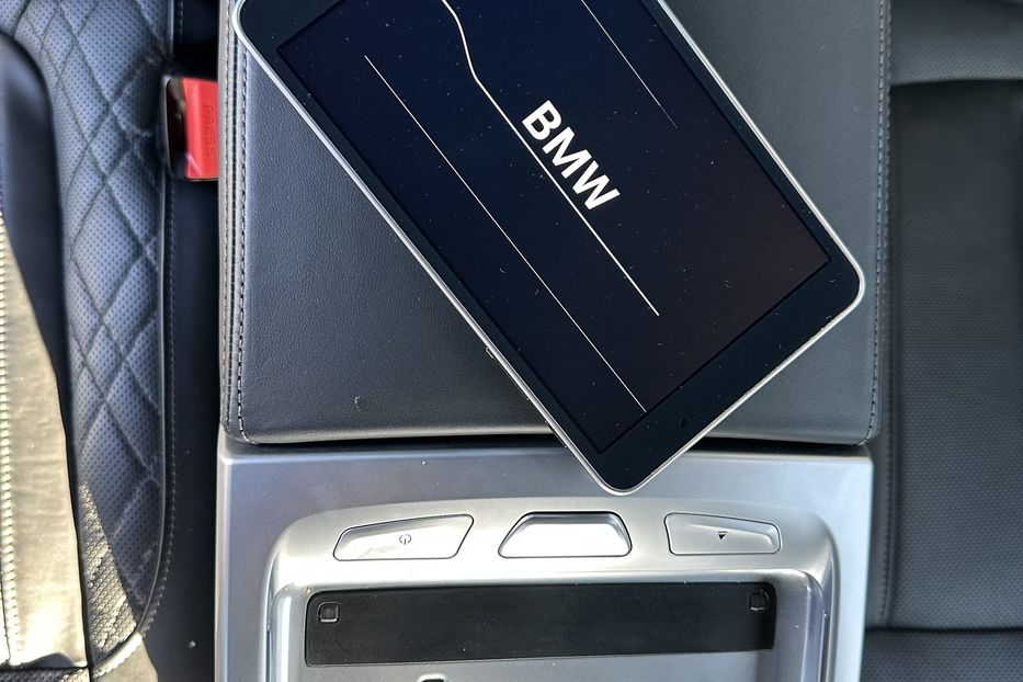 Продам BMW 750 Xdrive M-paket 2019 года в Киеве