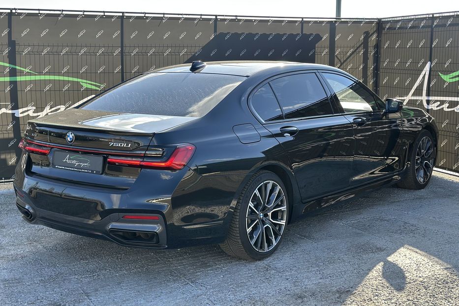 Продам BMW 750 Xdrive M-paket 2019 года в Киеве