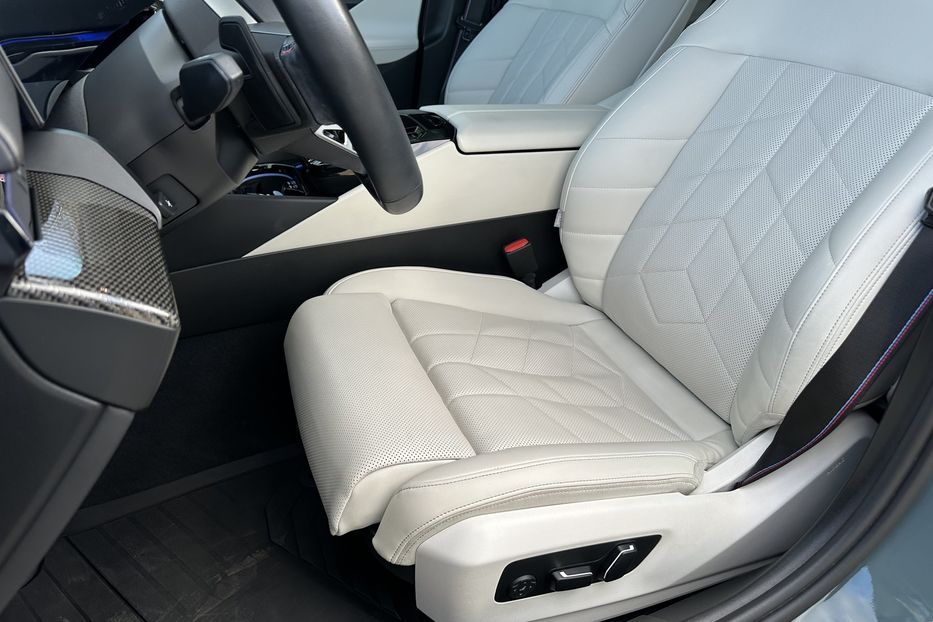 Продам BMW G I5 M60 Xdrive 2023 года в Киеве