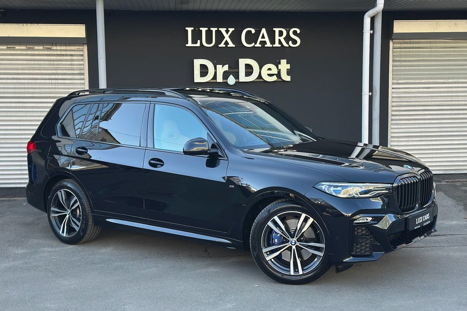 Продам BMW X7 M50i  2022 года в Киеве