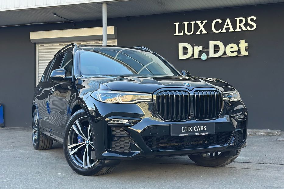 Продам BMW X7 M50i  2022 года в Киеве