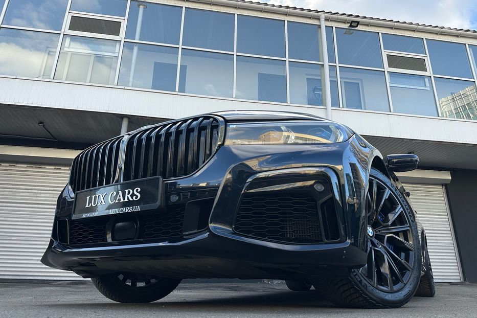Продам BMW 760 M760Li xDrive  2022 года в Киеве