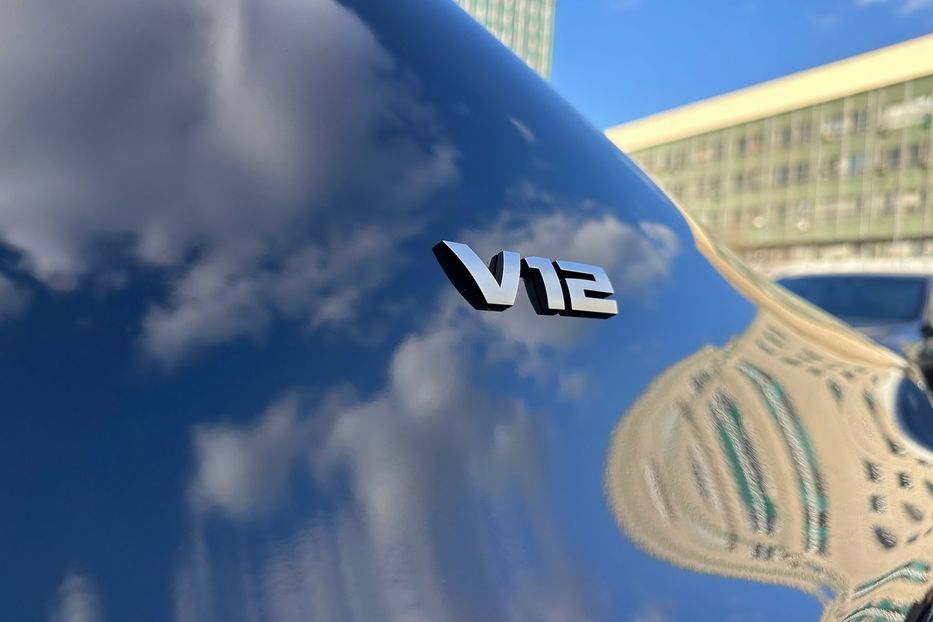 Продам BMW 760 M760Li xDrive  2022 года в Киеве