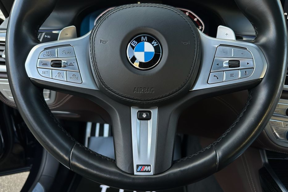 Продам BMW 760 M760Li xDrive  2022 года в Киеве