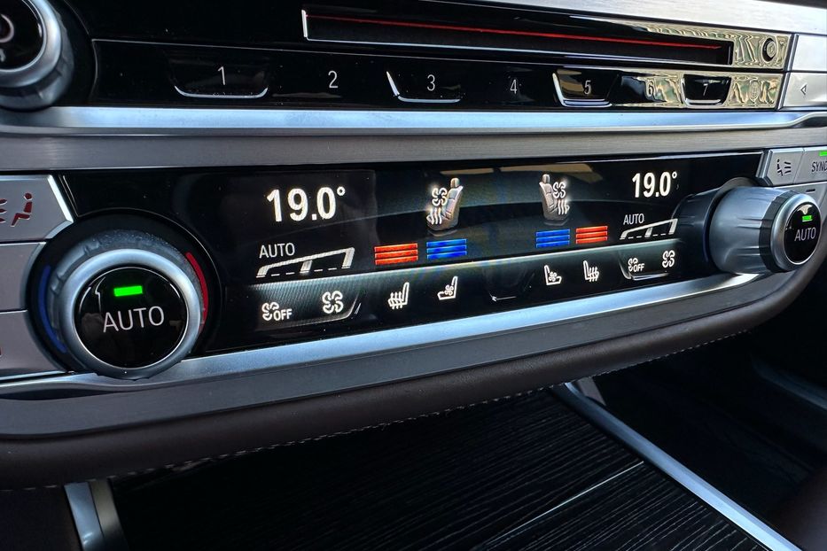 Продам BMW 760 M760Li xDrive  2022 года в Киеве