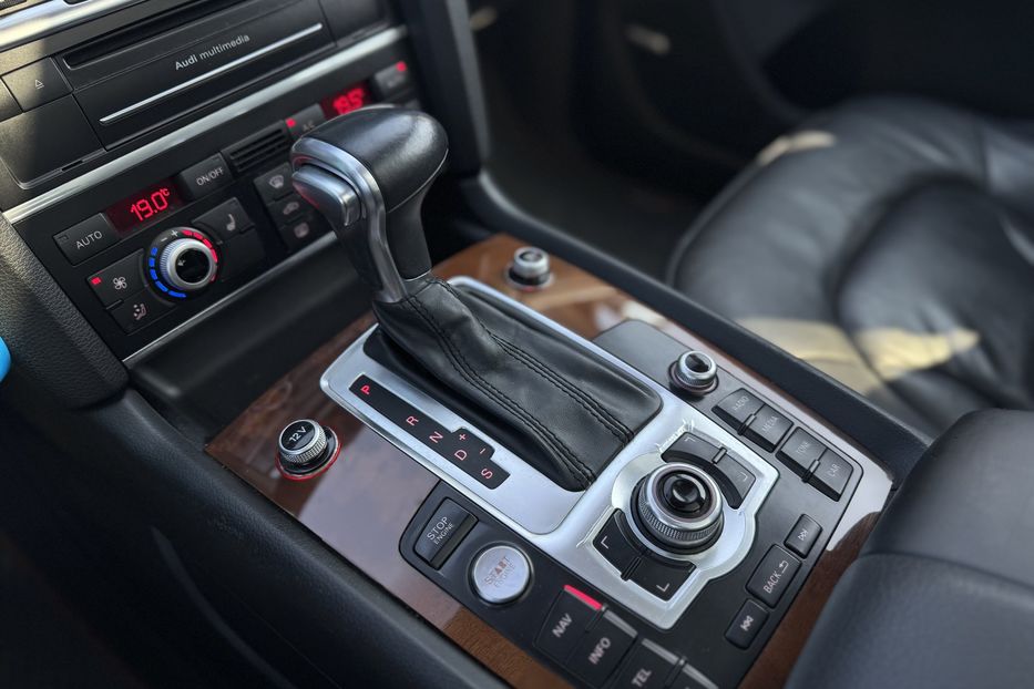 Продам Audi Q7 (COMIS) Quattro S-line 7 місць 2014 года в г. Умань, Черкасская область