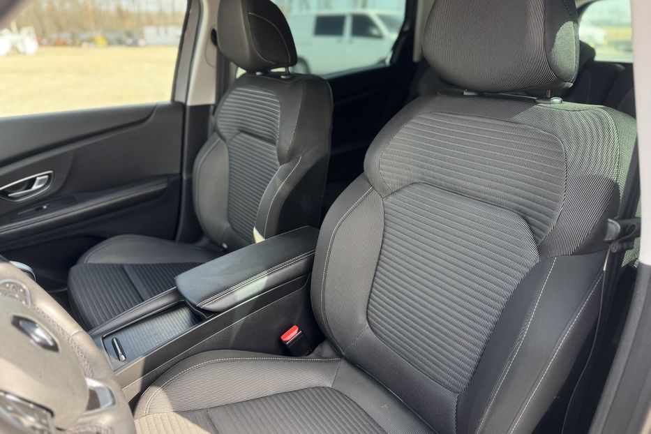 Продам Renault Grand Scenic (COMIS) 7 місць  2019 года в г. Умань, Черкасская область