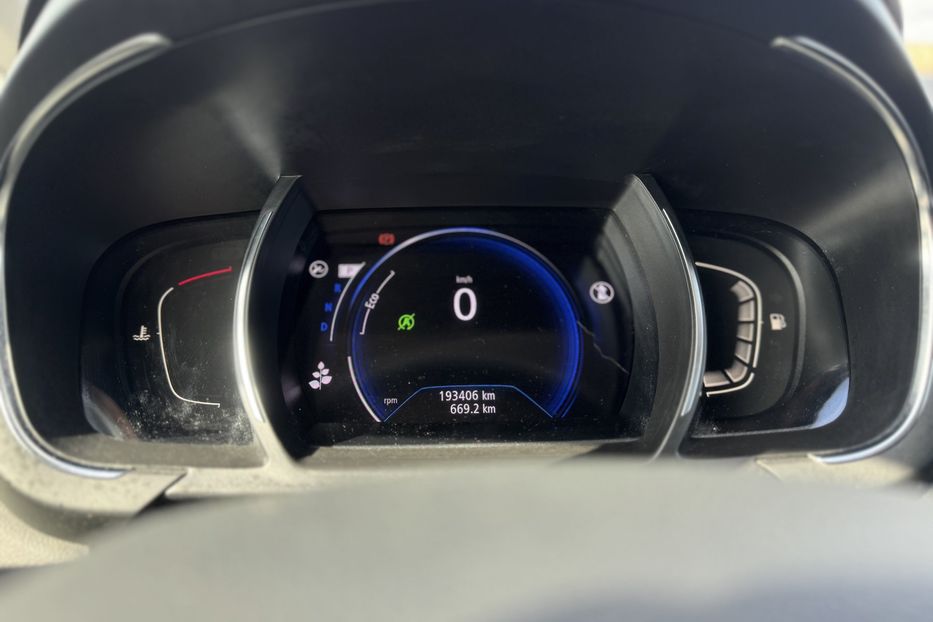 Продам Renault Grand Scenic (COMIS) 7 місць  2019 года в г. Умань, Черкасская область