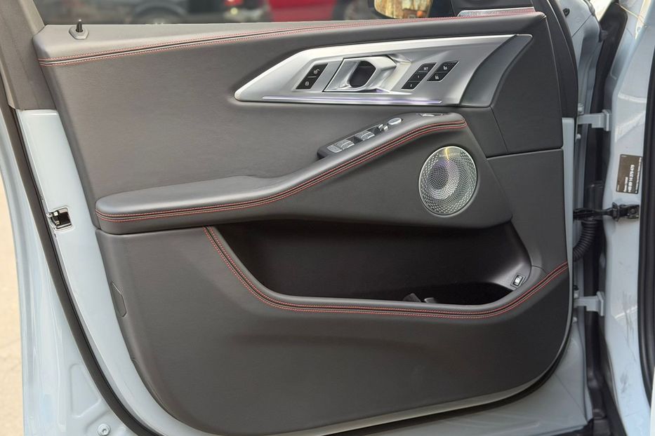 Продам BMW X 2023 года в Киеве