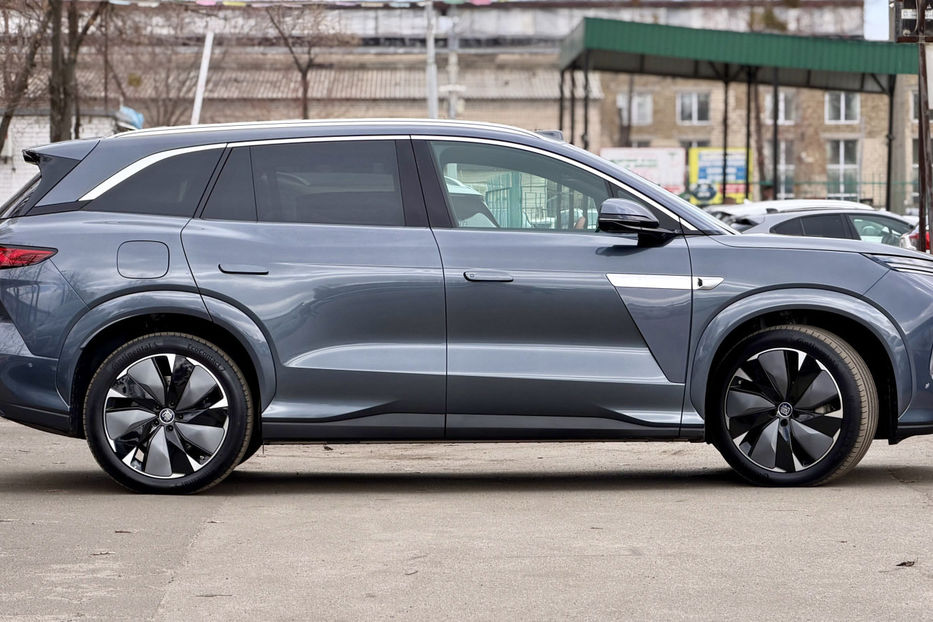 Продам BYD Tang 100.5 kWh (1102 к.с.) 4WD  2025 года в Киеве