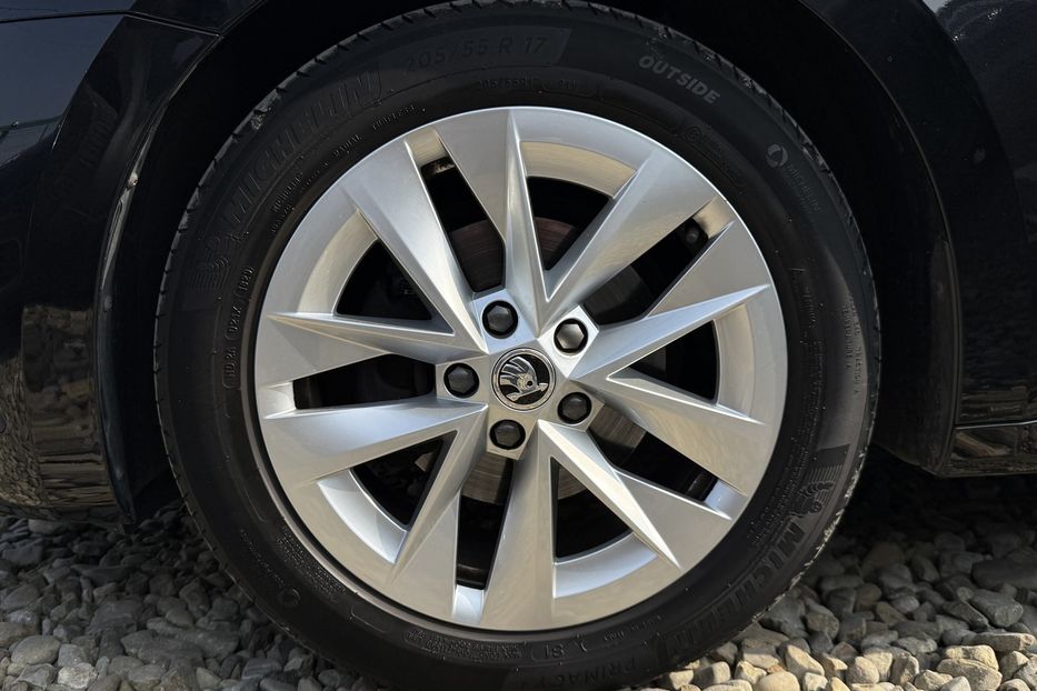 Продам Skoda Octavia А8 2.0 TDI 150к.с АТ ПАНОРАМА 2020 года в Львове