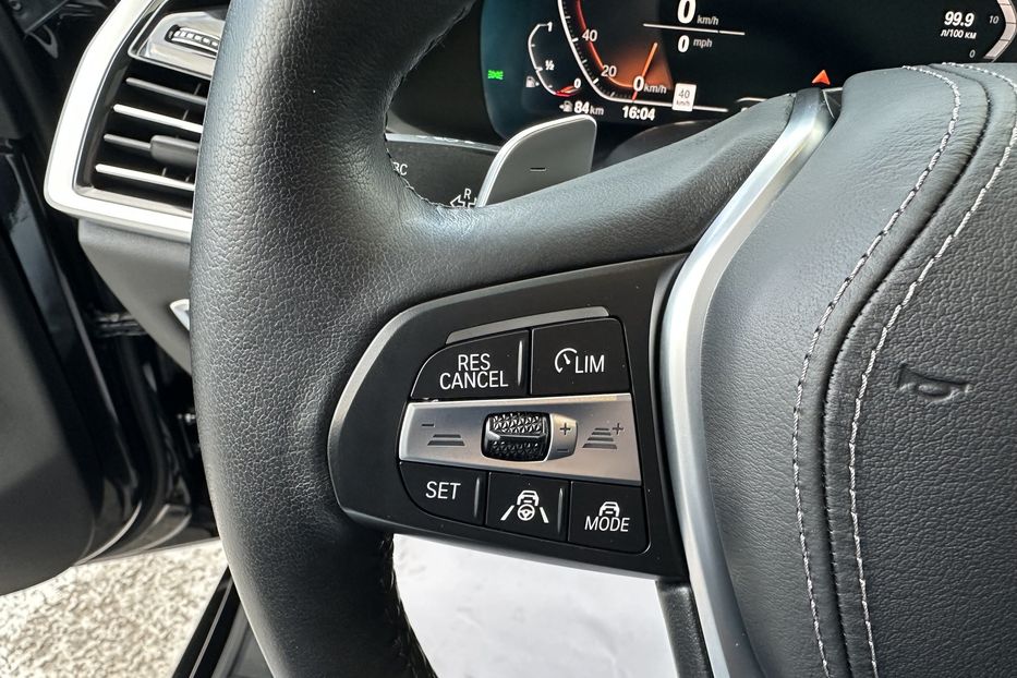 Продам BMW X5 X-Line Xdrive50i 2020 года в Киеве