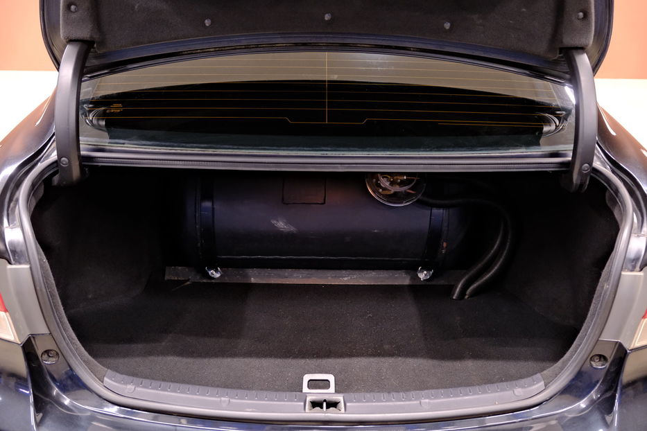 Продам Toyota Avensis 2012 года в Одессе