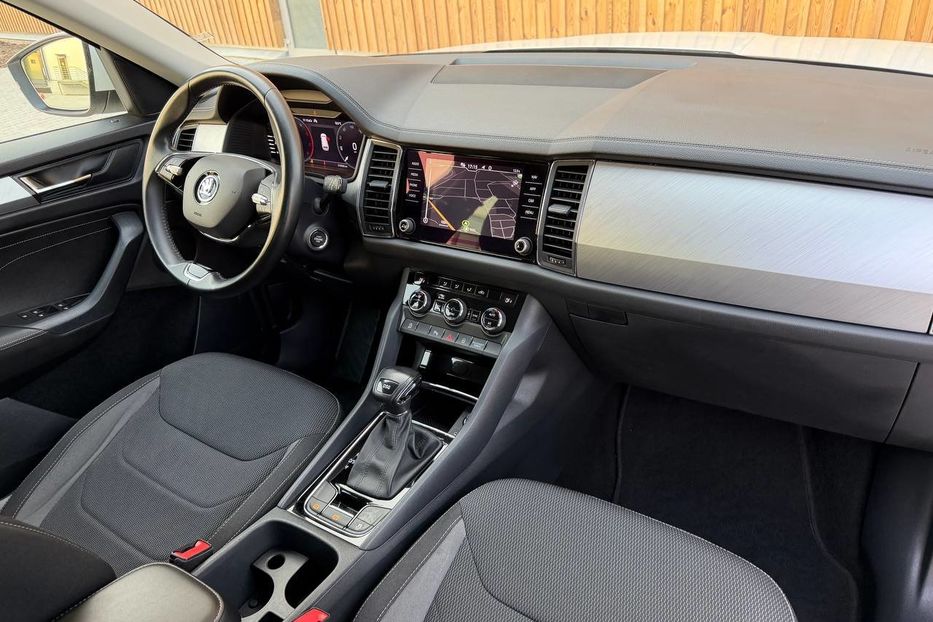 Продам Skoda kodiak НЕ МАЛЬОВАНИЙ 2.0 TDI  2022 года в Львове