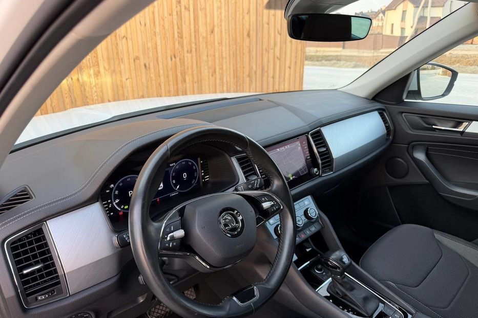 Продам Skoda kodiak НЕ МАЛЬОВАНИЙ 2.0 TDI  2022 года в Львове