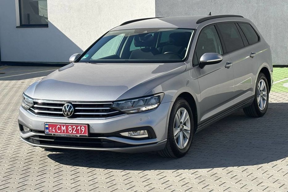 Продам Volkswagen Passat B8 2.0 НЕ МАЛОВАНИЙ ВЕБАСТО 2021 года в Львове