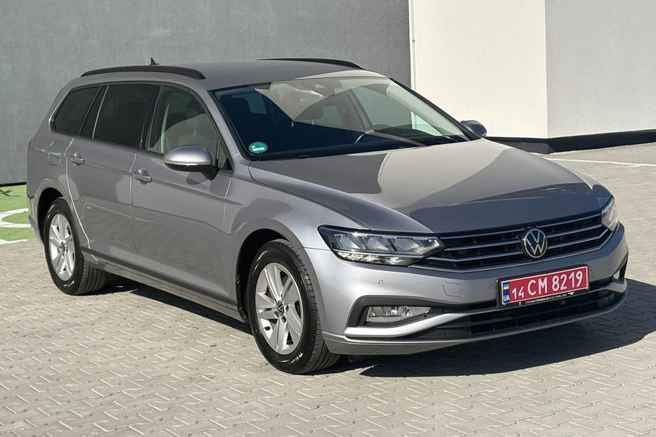 Продам Volkswagen Passat B8 2.0 НЕ МАЛОВАНИЙ ВЕБАСТО 2021 года в Львове