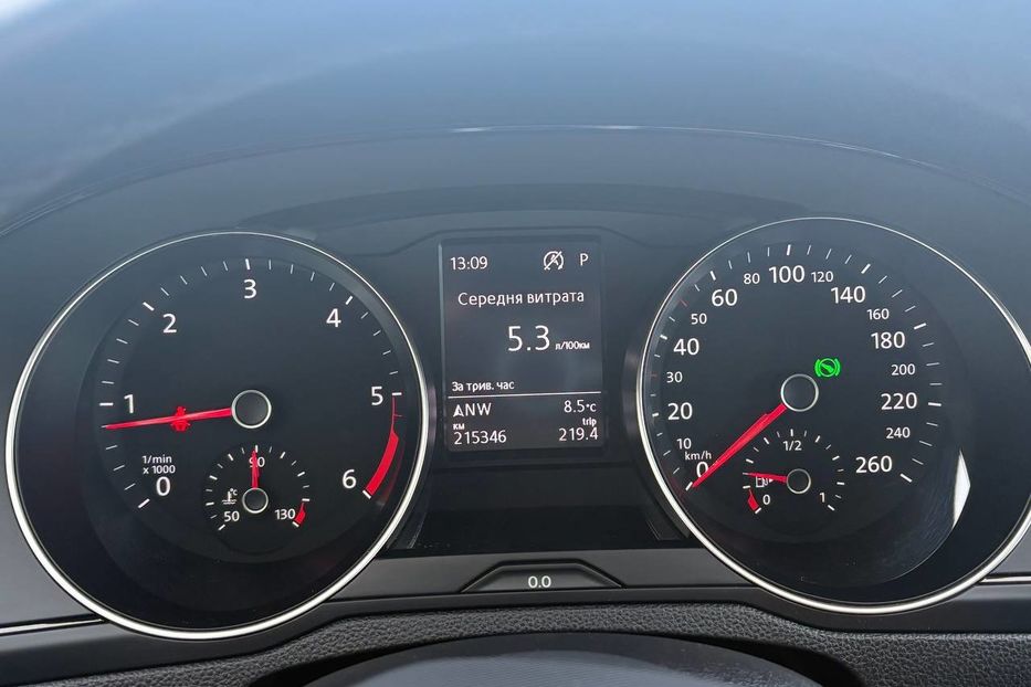 Продам Volkswagen Passat B8 2.0 НЕ МАЛОВАНИЙ ВЕБАСТО 2021 года в Львове